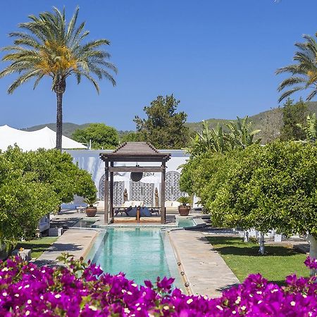 Agroturismo Atzaro Santa Eulària des Riu Εξωτερικό φωτογραφία