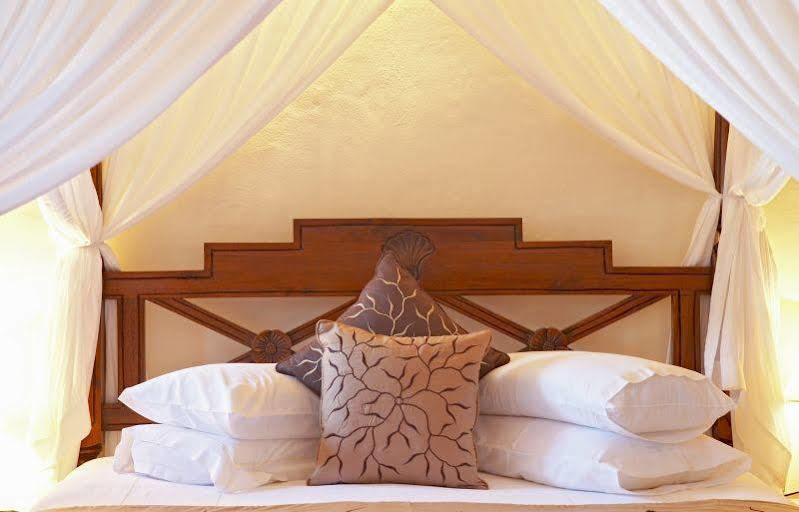 Agroturismo Atzaro Santa Eulària des Riu Εξωτερικό φωτογραφία