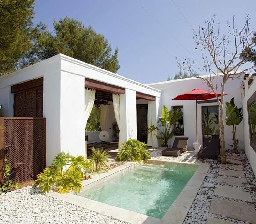 Agroturismo Atzaro Santa Eulària des Riu Εξωτερικό φωτογραφία