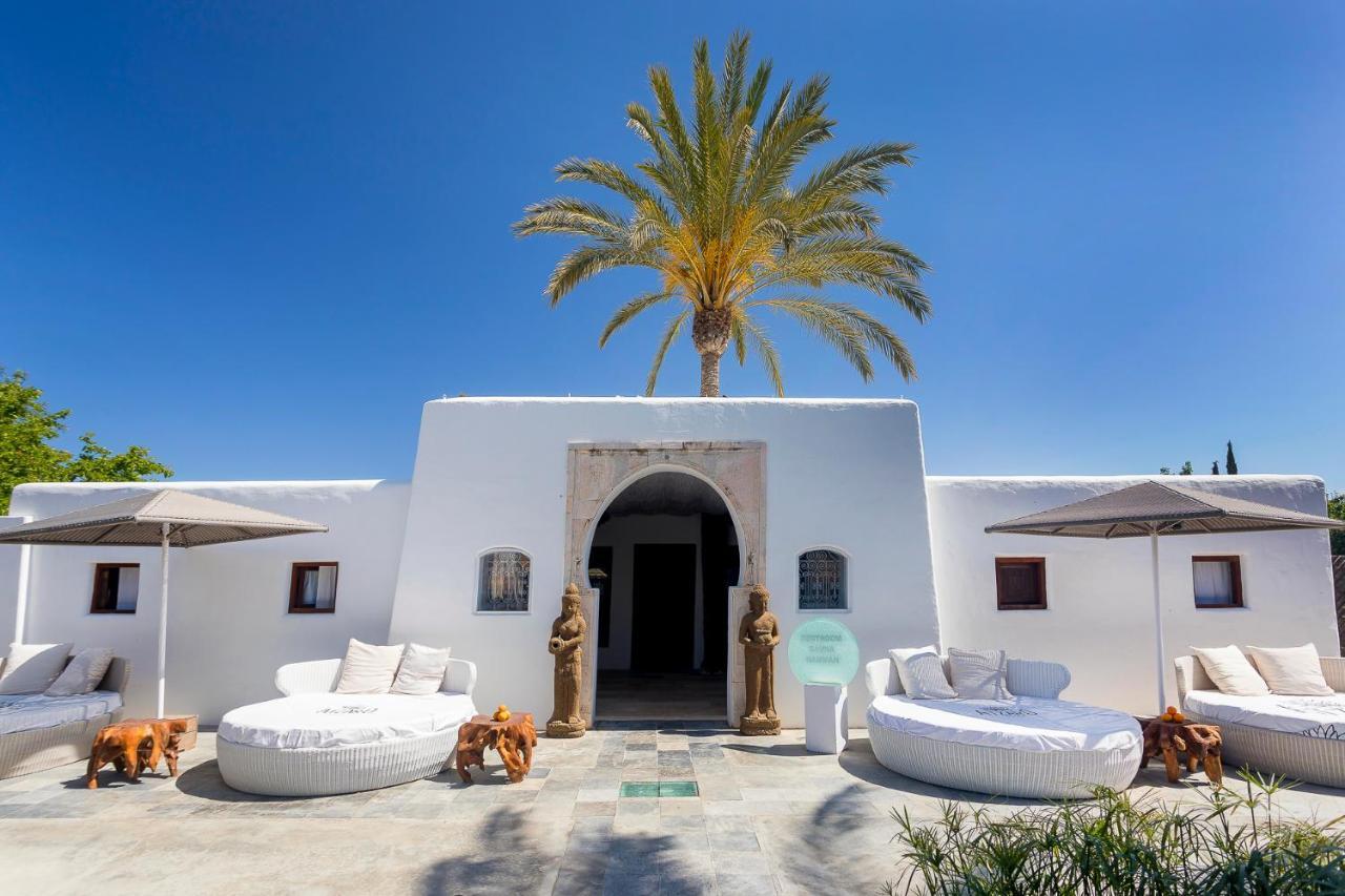 Agroturismo Atzaro Santa Eulària des Riu Εξωτερικό φωτογραφία
