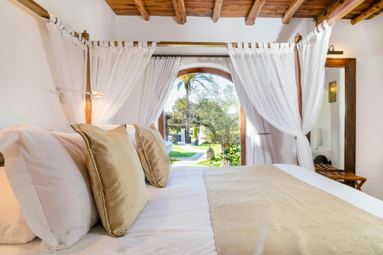 Agroturismo Atzaro Santa Eulària des Riu Εξωτερικό φωτογραφία