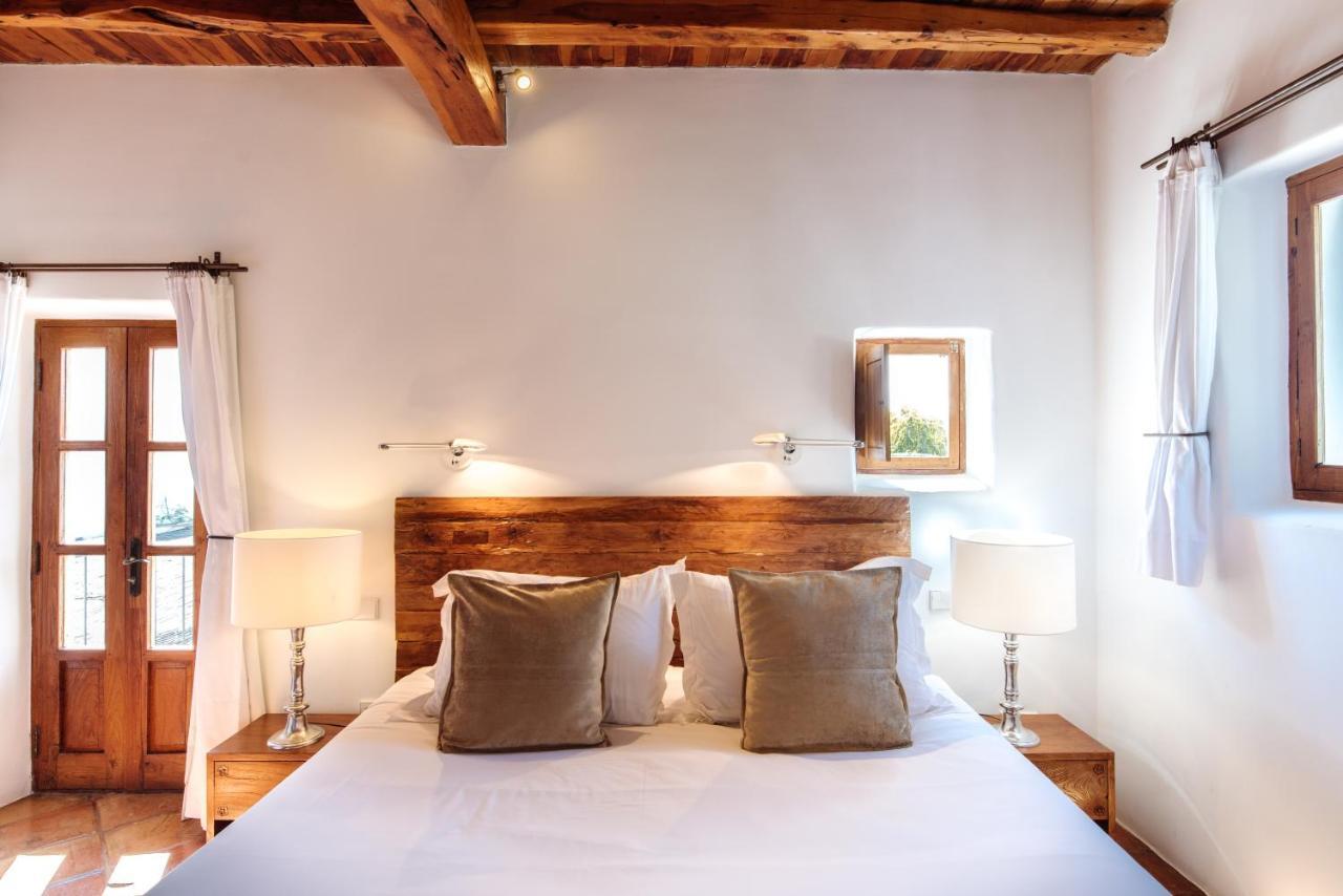 Agroturismo Atzaro Santa Eulària des Riu Εξωτερικό φωτογραφία
